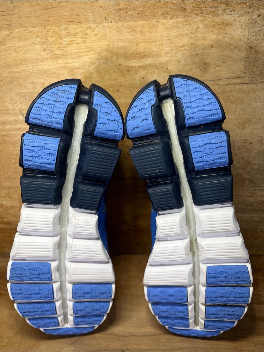 On CloudFlow 3.0 REFLECTIVE Womens Size 8 Running Shoes Sneakers Blue White - Picture 8 of 12